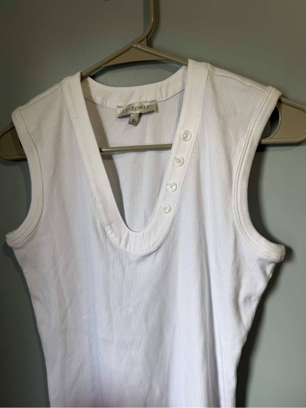 Anatomie White Henley Tank Size Small - Picture 2 of 6